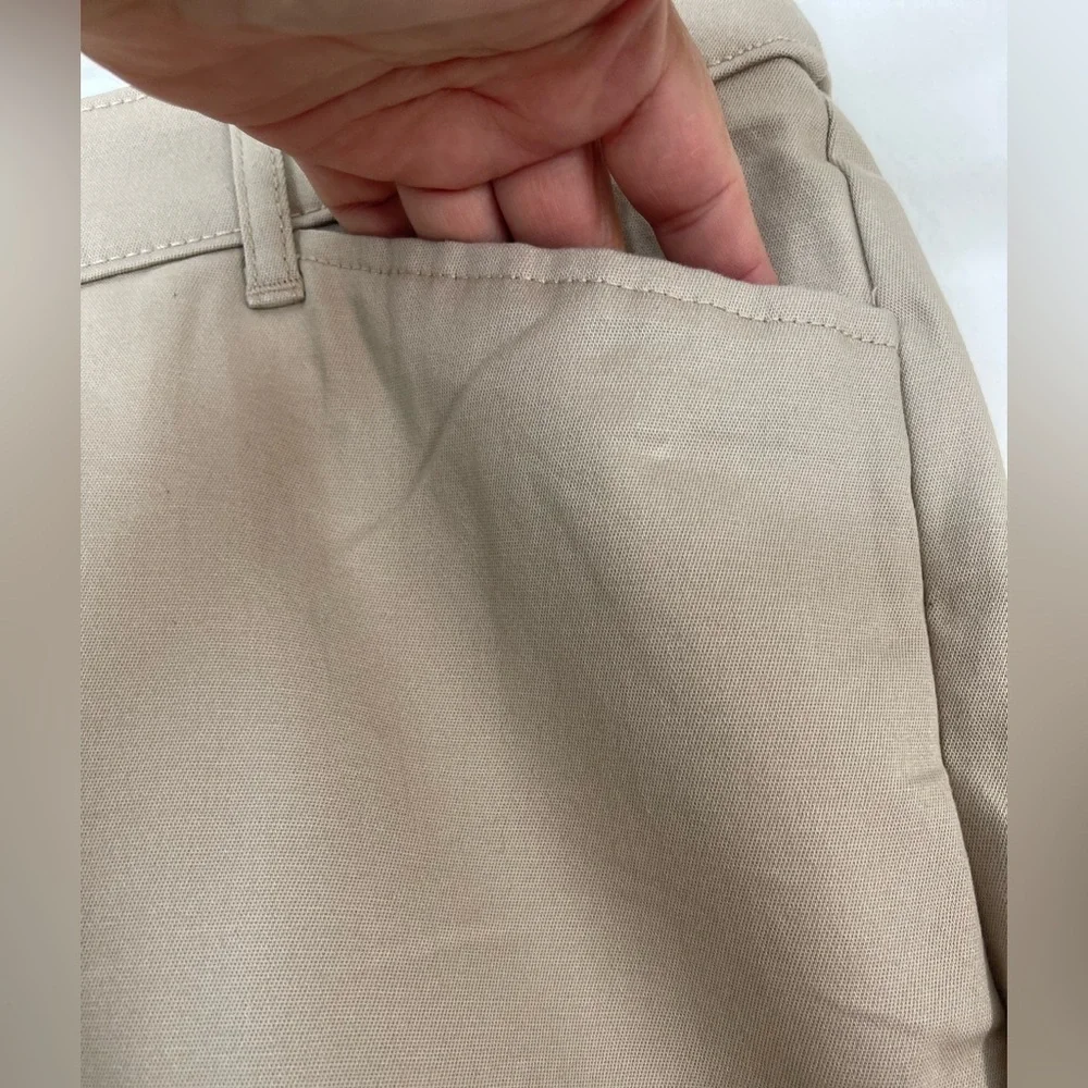 St John’s Bay Khaki Bermuda Shorts Classic Summer Vacation Casual Size 16W